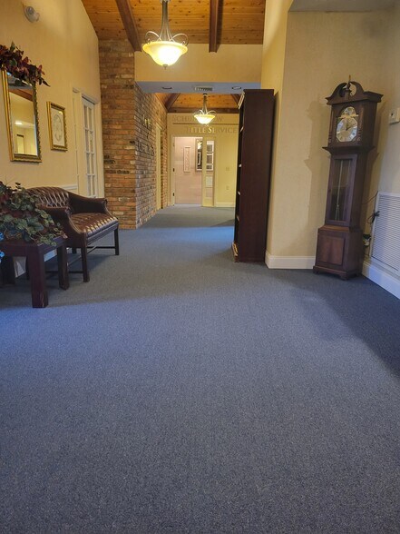 More Photos Of 8200 Seminole Blvd, Seminole Medical For Sale