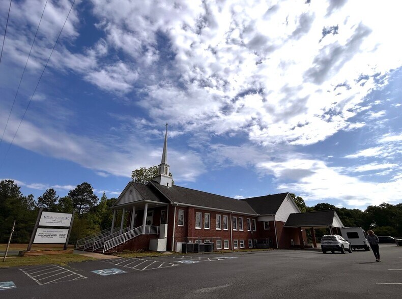 Primary Photo Of 508 Cherokee Falls Rd, Cherokee Falls Religious Facility For Sale