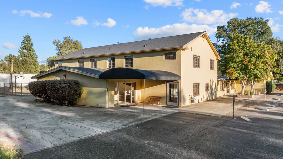 More Photos Of 355 Panama Ave, Chico Flex For Sale