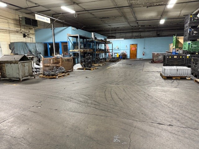 More Photos Of 1345 Henry St, Huntington Manufacturing For Sale