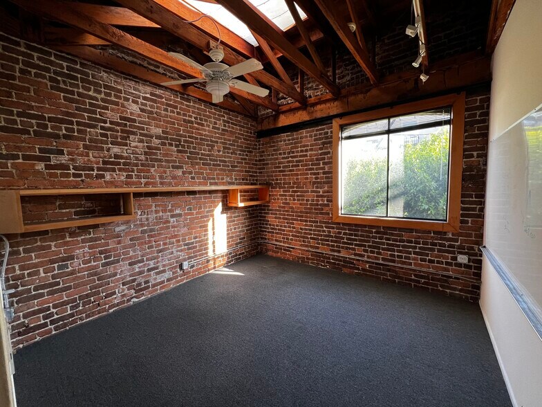 More Photos Of 1349 Larkin St, San Francisco Office For Sale