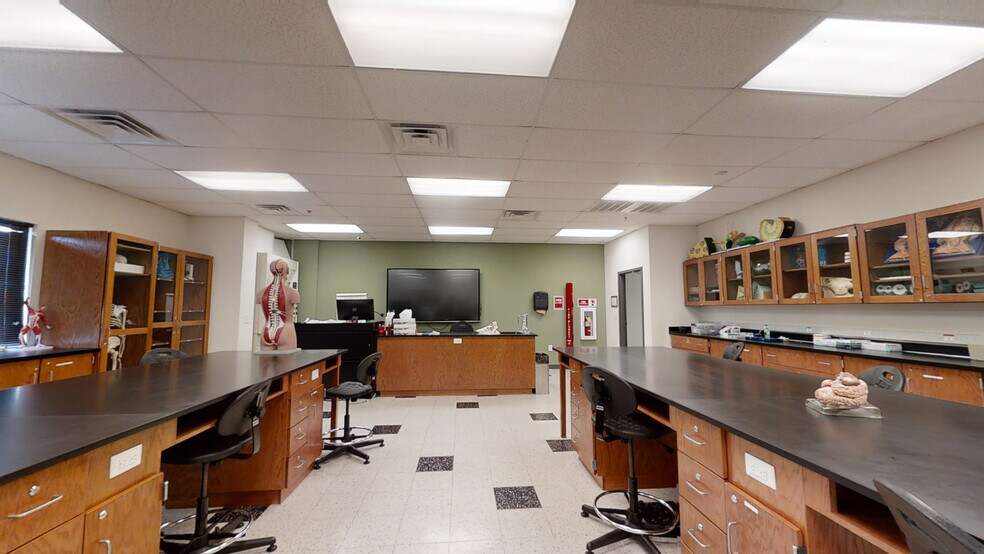 More Photos Of 7300 Blackmon Rd, Columbus Schools For Sale