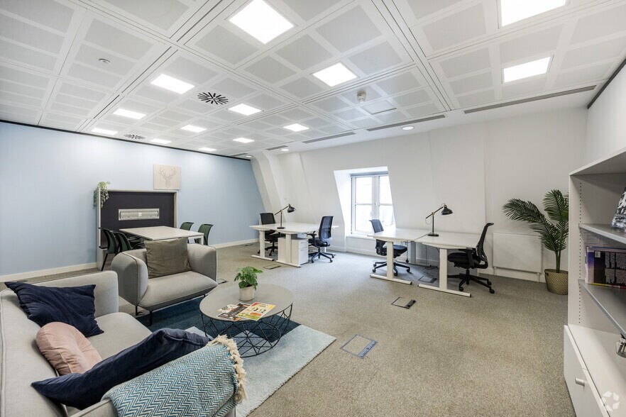 More Photos Of 35 New Broad St, London Coworking Space