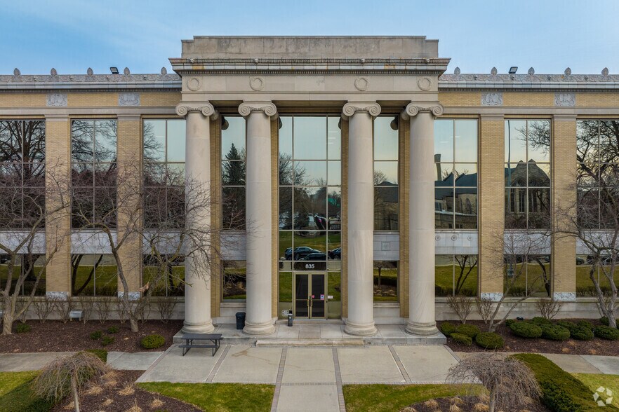 More Photos Of 835 Mason St, Dearborn Office For Lease
