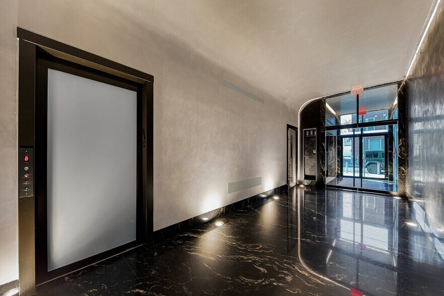 More Photos Of 1055-1063 63rd St, Brooklyn Medical For Lease