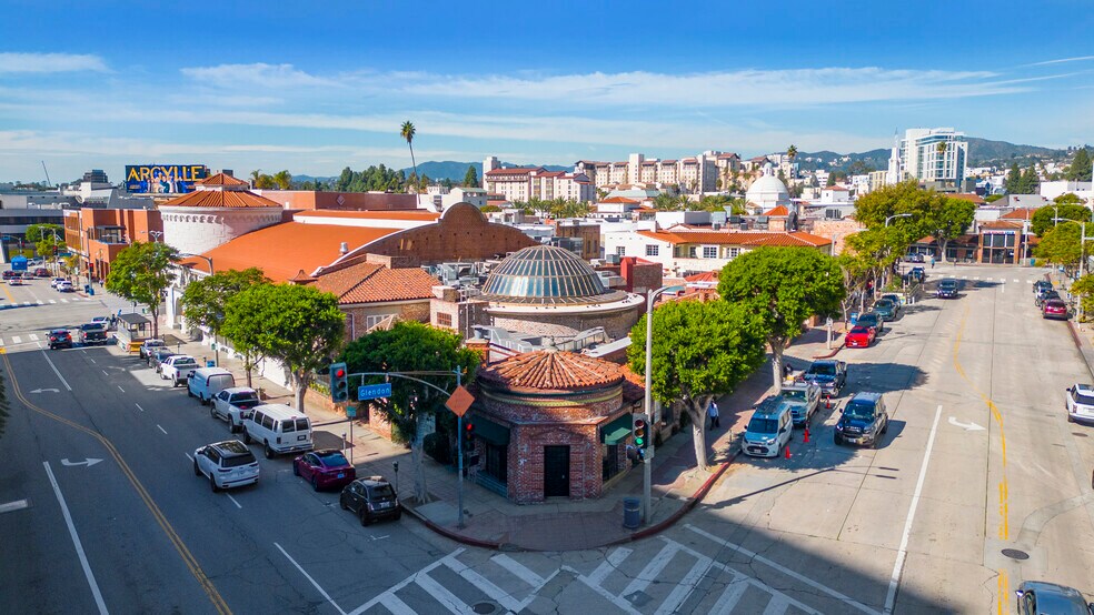 More Photos Of 1139 Glendon Ave, Los Angeles Restaurant For Lease