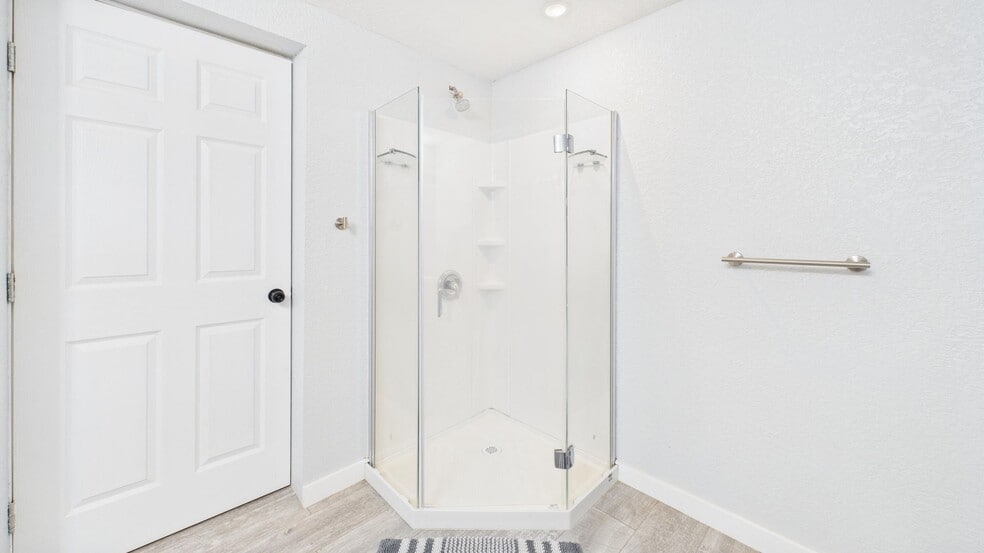 More Photos Of 2123 15th St, Lubbock Apartments For Sale