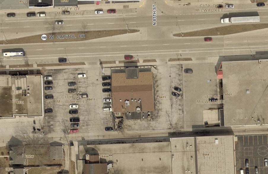 More Photos Of 8501 W Capitol Dr, Milwaukee Restaurant For Sale