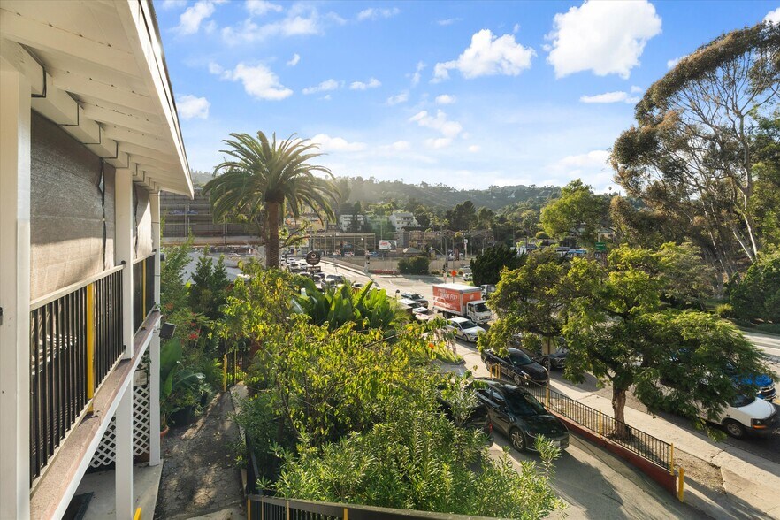 More Photos Of 3234 Barham Blvd, Los Angeles Apartments For Sale