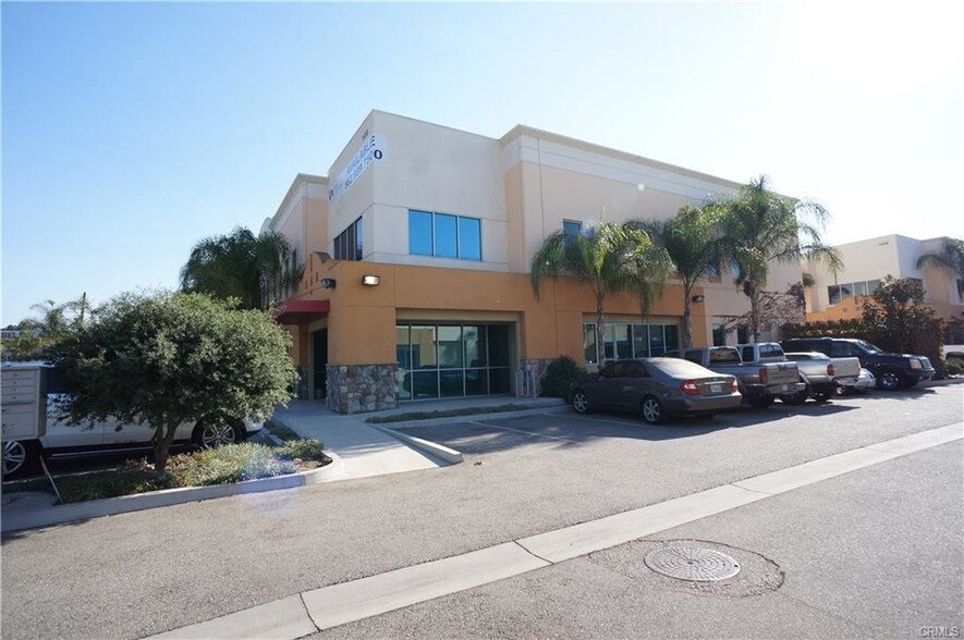 More Photos Of 1450-1458 W Holt Ave, Pomona Light Distribution For Lease