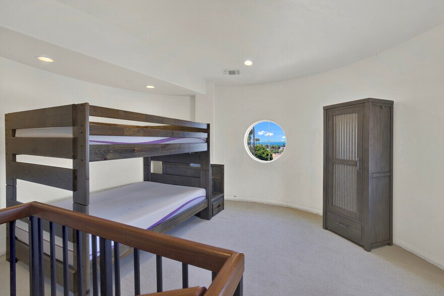 More Photos Of 1403 N El Camino Real, San Clemente Office For Lease