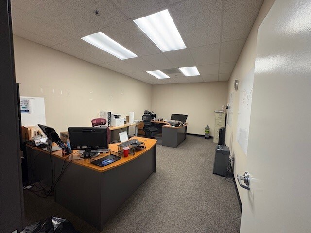 More Photos Of 42225 Remington Ave, Temecula Distribution For Sale