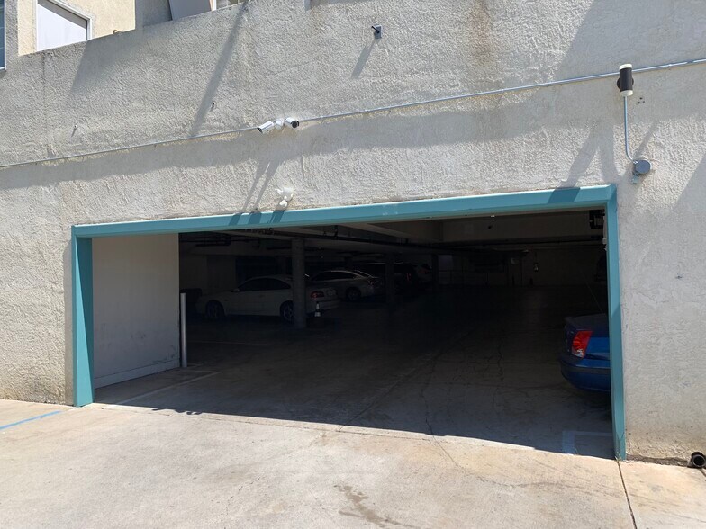 More Photos Of 4210 52nd St, San Diego Apartments For Sale