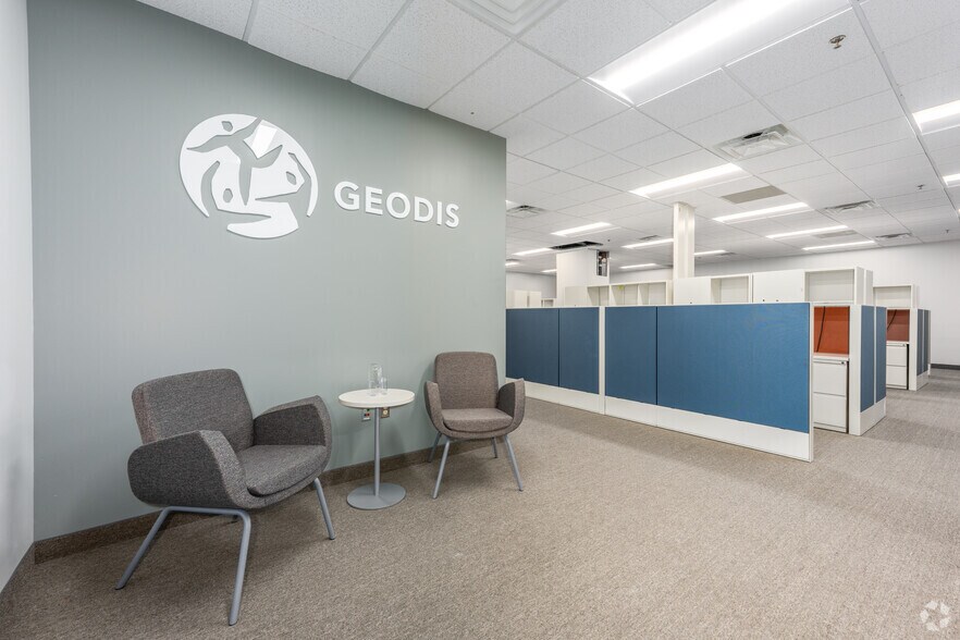 More Photos Of 9920 Franklin Square Dr, Nottingham Medical For Lease