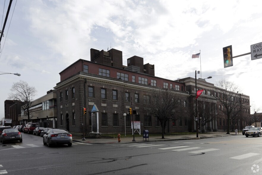 More Photos Of 2301 E Allegheny Ave, Philadelphia Medical For Lease