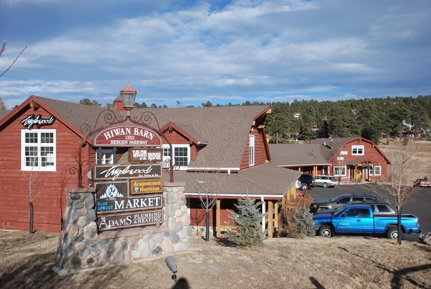 More Photos Of 1552 Bergen Pky, Evergreen General Retail For Sale