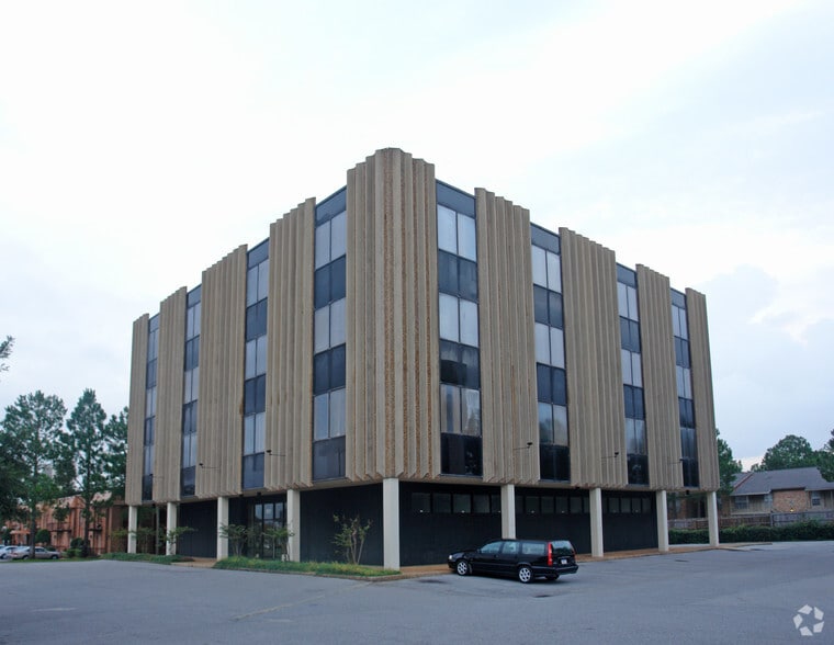 More Photos Of 601 Bel Air Blvd, Mobile Office For Lease