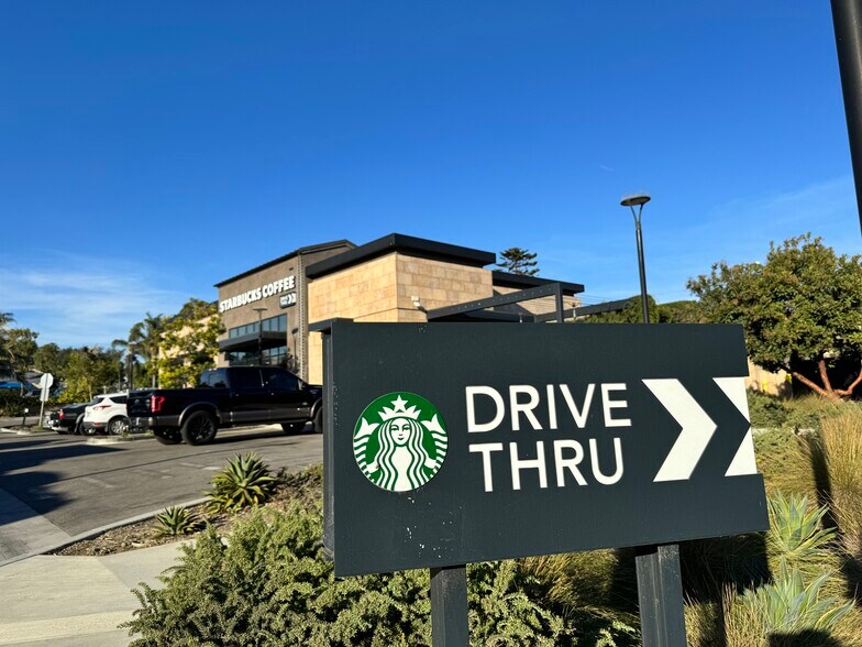 More Photos Of 1939-1987 S Victoria Ave, Ventura Freestanding For Lease