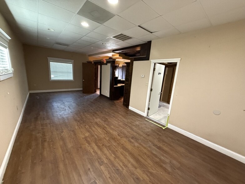 More Photos Of 1853 Canova St SE, Palm Bay Showroom For Sale