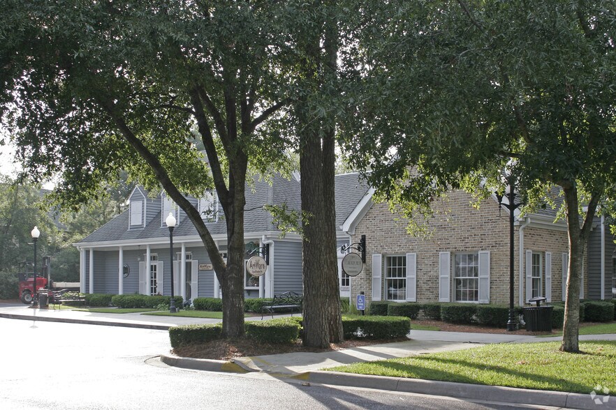 More Photos Of 301 Main St, Hilton Head Island Unknown For Lease