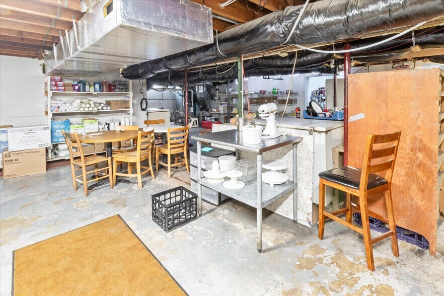 More Photos Of 93 Main St, Dresden Restaurant For Sale