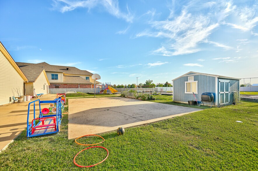 More Photos Of 11801 Southwood Dr, Oklahoma City Daycare Center For Sale