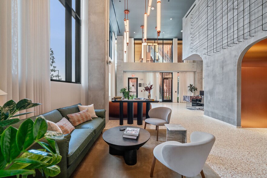 More Photos Of 2315 Navigation Blvd, Houston Apartments For Lease