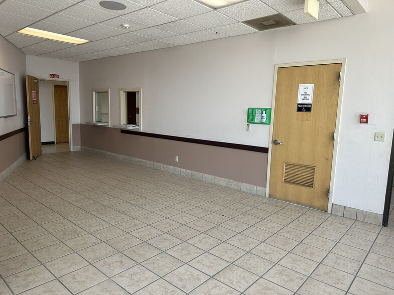 More Photos Of 961 Canal St, Syracuse Medical For Sale