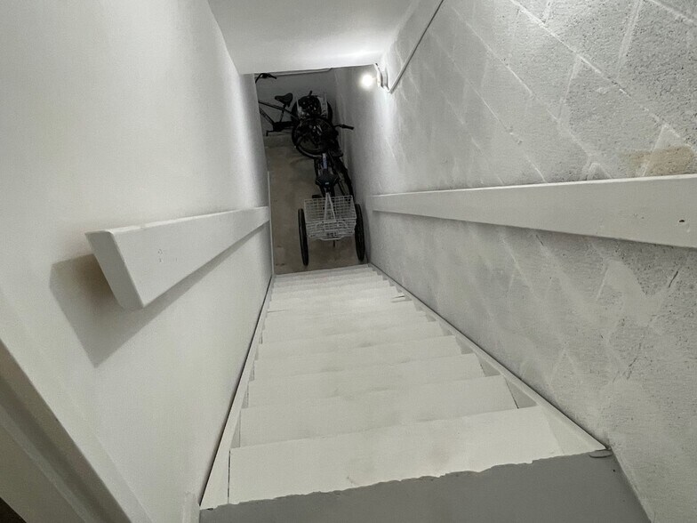 More Photos Of 16155-16155 SW 117th Ave, Miami Light Distribution For Sale
