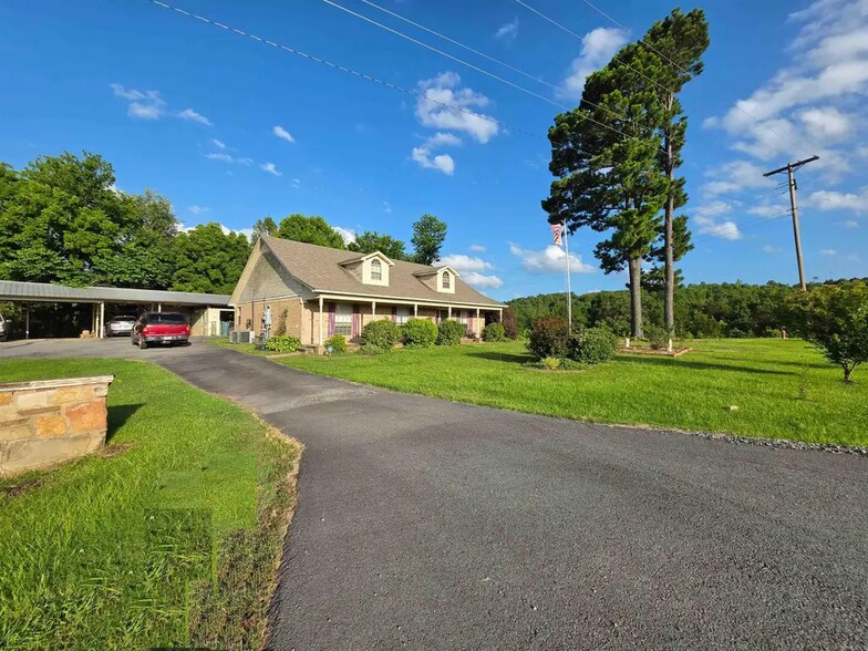 Primary Photo Of 608 Highway 285 N, Damascus Flex For Sale