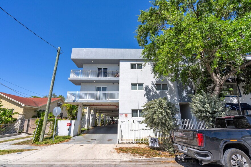 More Photos Of 1029 NW 3rd St, Miami Apartments For Sale