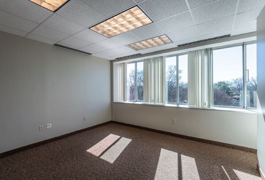 More Photos Of 1001 Wade Ave, Raleigh Medical For Lease