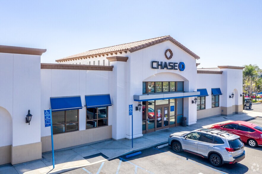More Photos Of 24799 Alicia Pky, Laguna Hills Bank For Lease