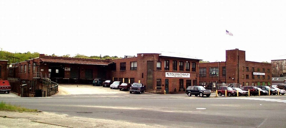 More Photos Of 150 Roosevelt Dr, Derby Manufacturing For Sale