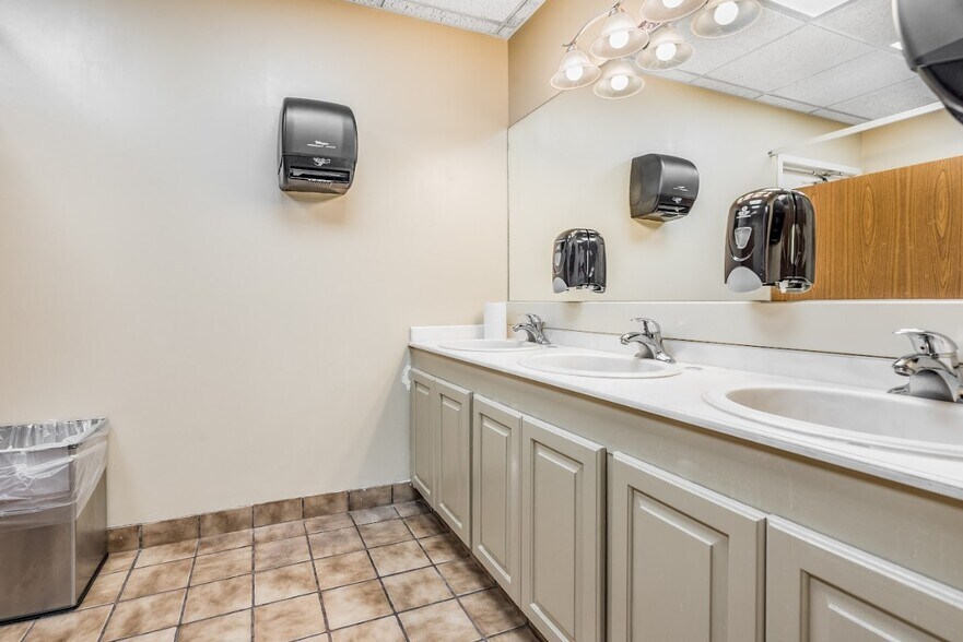 More Photos Of 88 Route 173 W, Hampton Lodge Meeting Hall For Sale