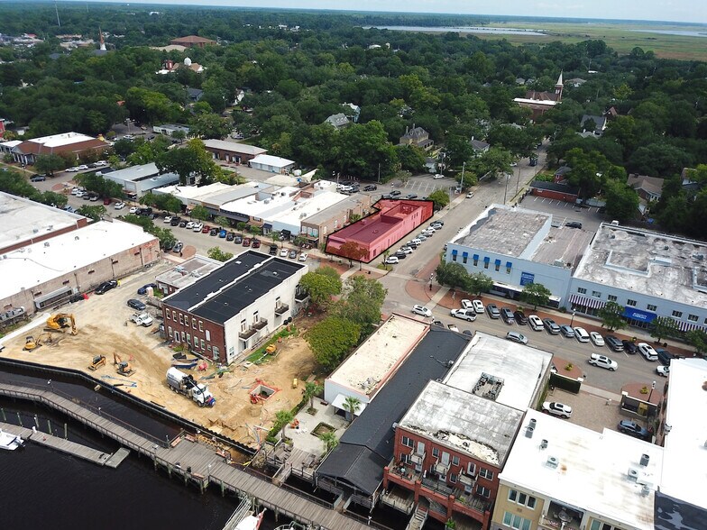 More Photos Of 902 Front St, Georgetown Storefront For Lease