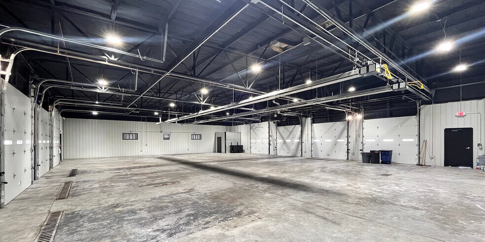More Photos Of 315 SW 32nd Ter, Topeka Industrial For Lease