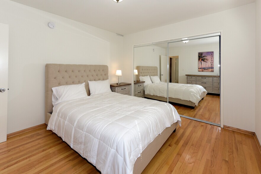 More Photos Of 3743 Mclaughlin Ave, Los Angeles Apartments For Sale