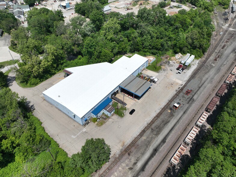 More Photos Of 1 Sandbank Rd, Ludlow Warehouse For Sale