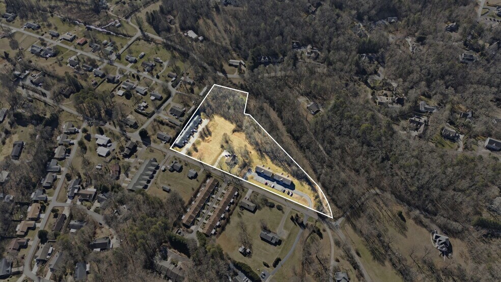 More Photos Of 520 Baird Cove Rd, Franklin Apartments For Sale