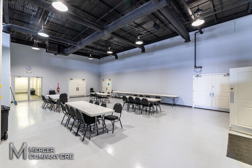 More Photos Of 3300 N Santa Fe Ave, Oklahoma City Warehouse For Sale