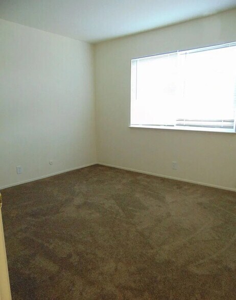 More Photos Of 529 21st St, Richmond Apartments For Sale