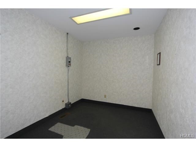 More Photos Of 3630 Hill Blvd, Yorktown Medical For Sale