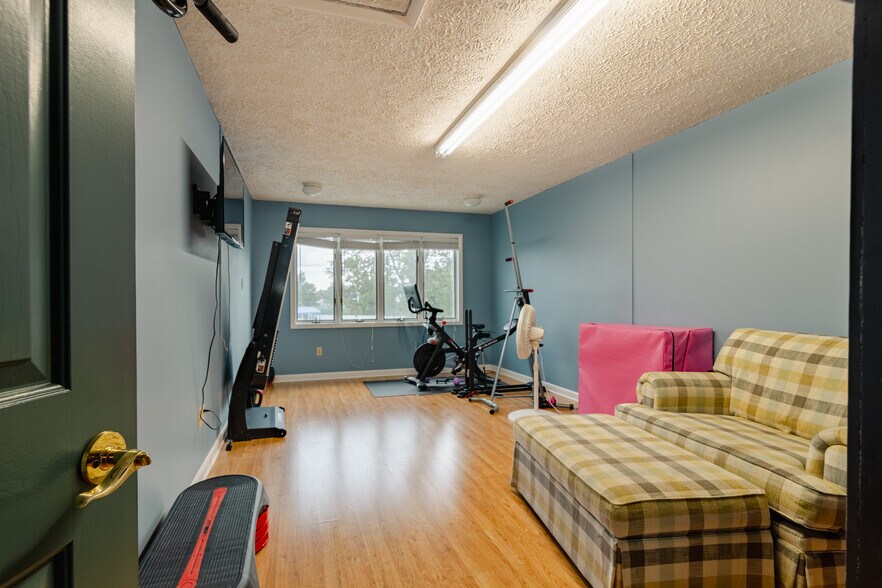 More Photos Of 29350 Matthewstown Rd, Easton Garden Center For Sale