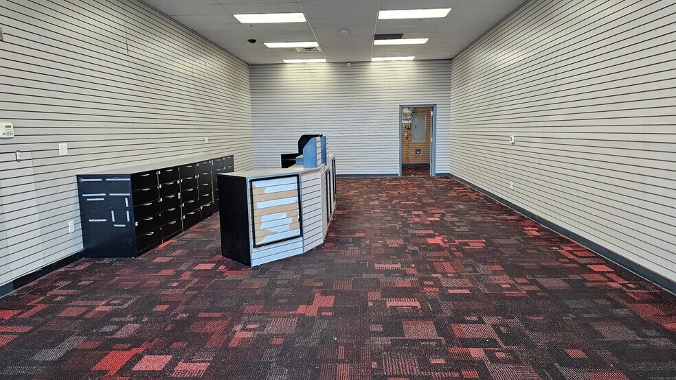 More Photos Of 4611 S 4000 W, Salt Lake City Storefront For Lease