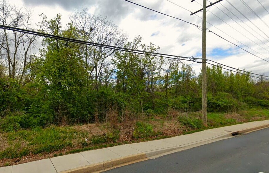 More Photos Of Saint Barnabas rd, Oxon Hill Land For Sale