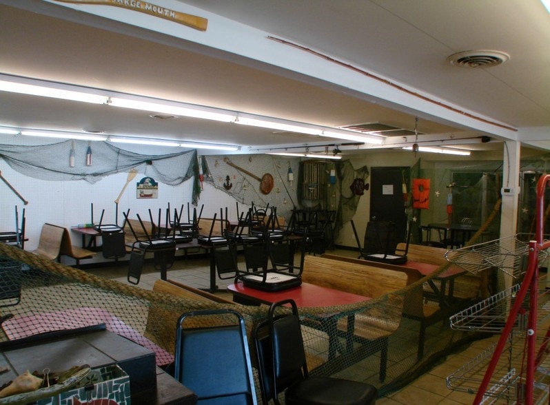 More Photos Of 2500 Cashua Ferry Rd, Darlington Restaurant For Sale