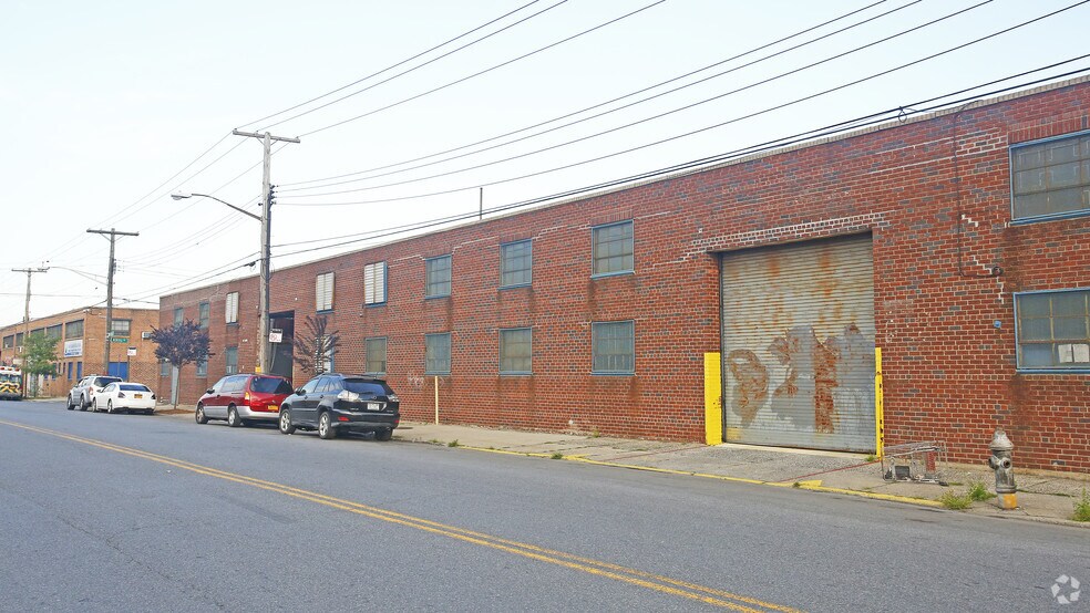 More Photos Of 654 Montauk Ave, Brooklyn Manufacturing For Lease