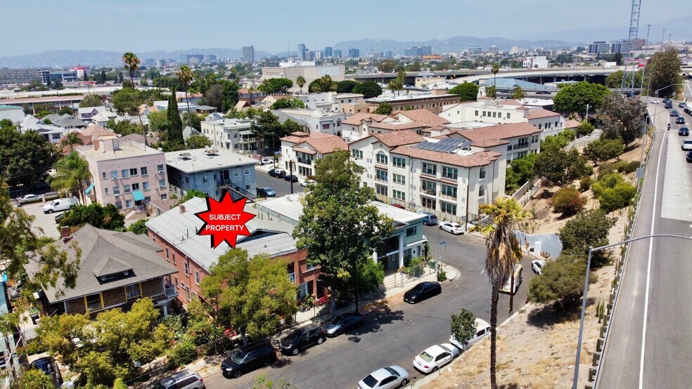 More Photos Of 1943 Estrella Ave, Los Angeles Multifamily For Sale