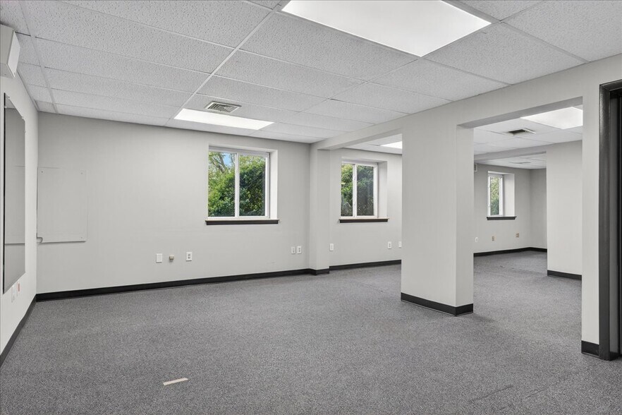More Photos Of 303 W State St, Doylestown Apartments For Lease